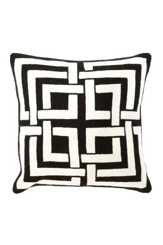 Black and White Pillow | Eichholtz Blakes