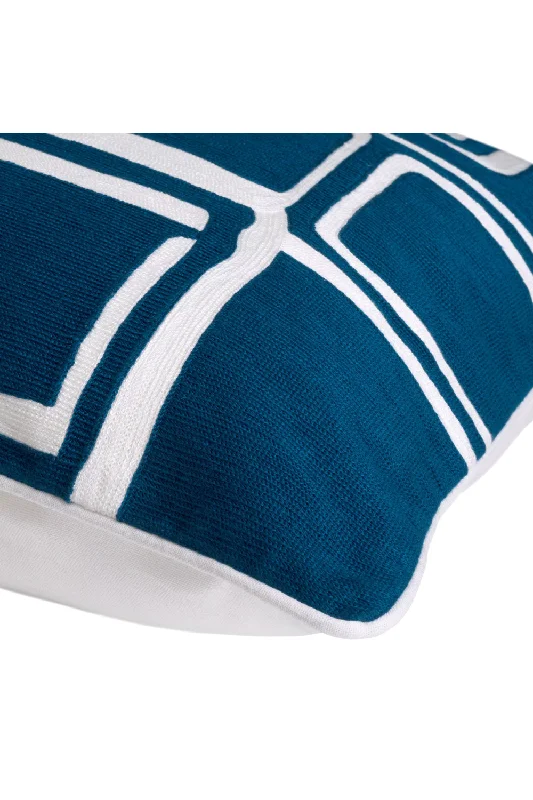 Viscose Contemporary Patterned Cushion | Eichholtz Ribeira