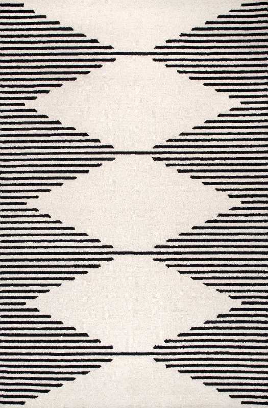 Diamond Pinstriped Rug | Ivory