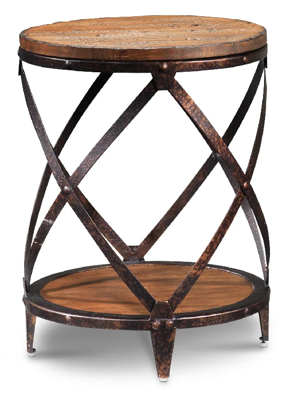 Pinebrook 20" Round End Table - Distressed Natural Pine